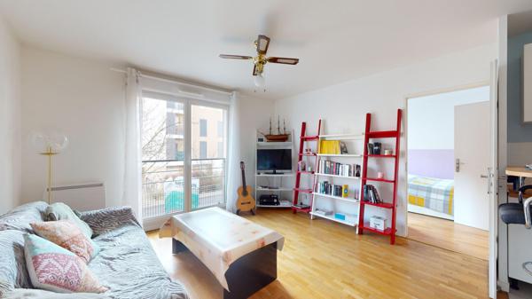 À VENDRE : Appartement 2 pièces de 43 m² avec parking