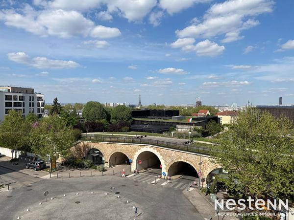 ISSY LES MOULINEAUX - FORT D'ISSY - Vente appartement 3 pièces de 59,50 m² avec un balcon de 8,30 m²