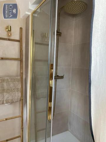 Appartement à louer 2 pièces 36.76m² Fréjus (83600)