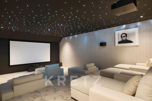 VILLA CONTEMPORAINE VUE MER SUR LE CAP D'ANTIBES