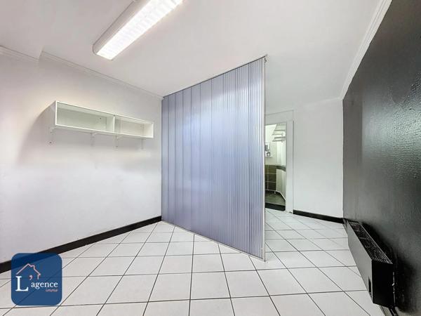 LOCAL COMMERCIAL - CENTRE-VILLE - GEX (01170)