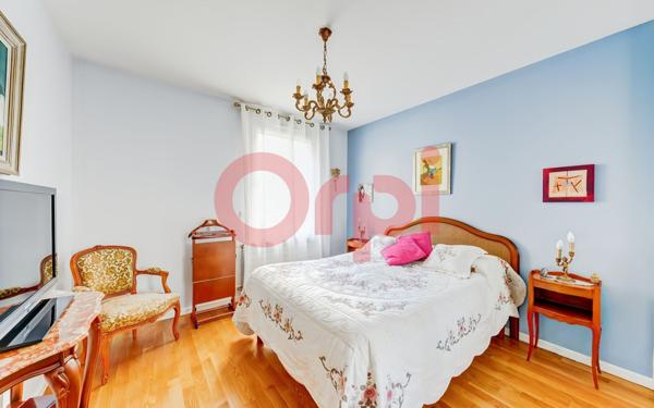 Appartement à vendre    4 pièces • 105,50 m2 Lyon 8