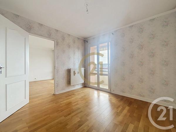 Appartement F4 à vendre  4 pièces - 84,79 m 2   LURE  - 70