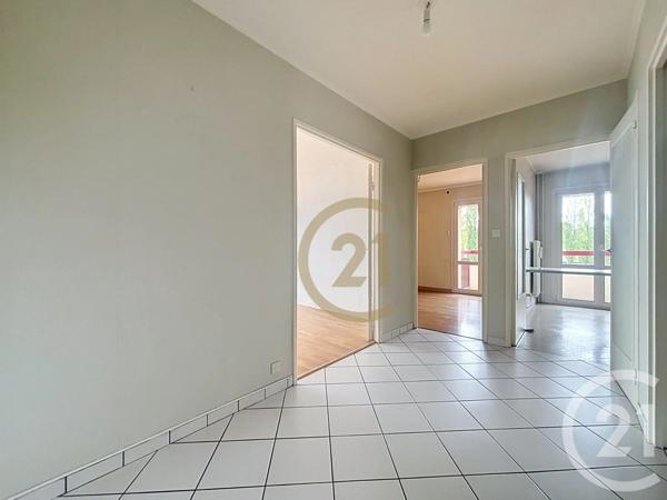 Appartement F4 à vendre  4 pièces - 84,79 m 2   LURE  - 70