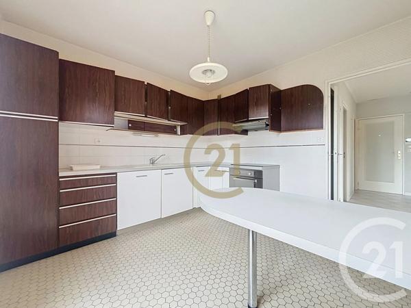Appartement F4 à vendre  4 pièces - 84,79 m 2   LURE  - 70