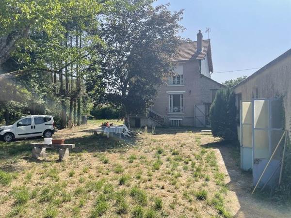 Maison à vendre 106 880 € Saint-Dizier-Leyrenne 5 p 120 m² DPE