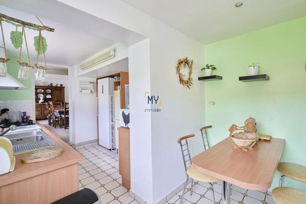 MAISON FAMILLIALE - 5 CHAMBRES - DOUBLE GARAGE