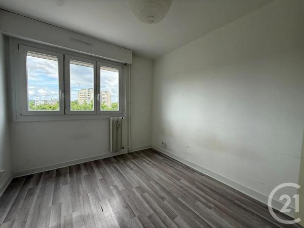 Appartement F4 à vendre  4 pièces - 76,77 m 2   BESANCON  - 25