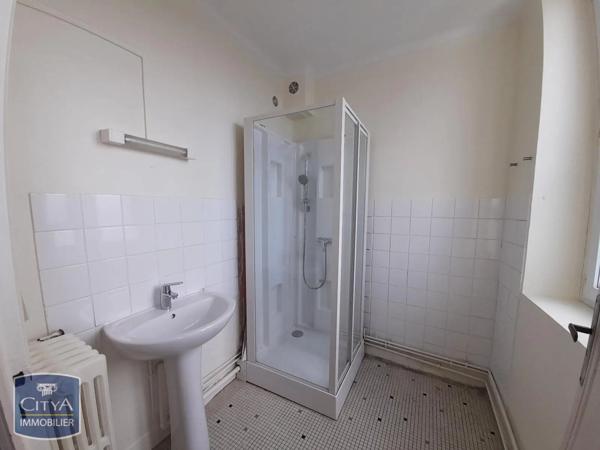 Appartement à louer 2 pièces 59.4m² Tours (37000)