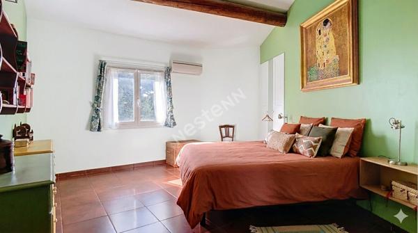 Villa Saint-Jean proche Forêt du Castillon 7 pièces 151 m² sur une parcelle de 572 m²
