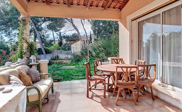 Villa Saint-Jean proche Forêt du Castillon 7 pièces 151 m² sur une parcelle de 572 m²