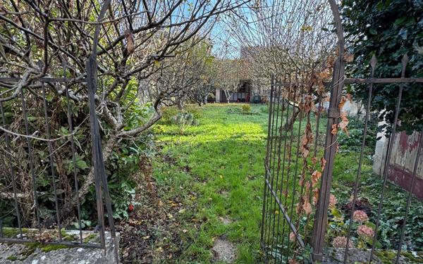 Maison à vendre    8 pièces •  Nogent-le-Rotrou