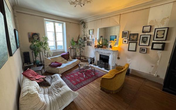 Maison à vendre    8 pièces •  Nogent-le-Rotrou