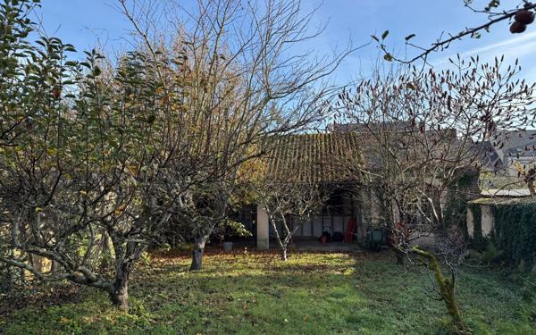 Maison à vendre    8 pièces •  Nogent-le-Rotrou