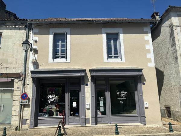 Immeuble à vendre 135 000 € Saint-Astier 8 p 180 m² DPE C