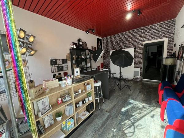 Immeuble à vendre 135 000 € Saint-Astier 8 p 180 m² DPE C