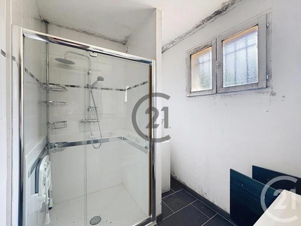 Maison à vendre  4 pièces - 103 m 2   ST MARTIN DU TERTRE  - 89