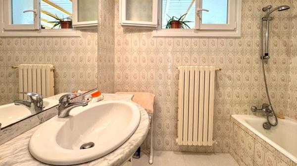 Maison de plain pied - Basse Goulaine 5 pièce(s) 119 m2
