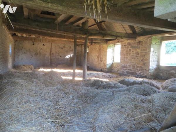 Aux portes de VIRE NORMANDIE, UNE PROPRIETE 