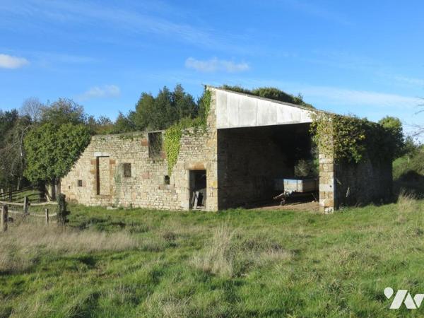 Aux portes de VIRE NORMANDIE, UNE PROPRIETE 