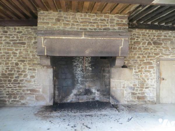 Aux portes de VIRE NORMANDIE, UNE PROPRIETE 