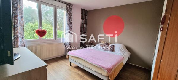 Pavillon sur sous-sol 106m², 5 chambres, 1000m² de terrain.