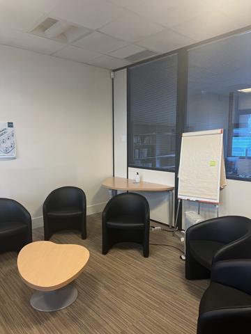 Bureaux à louer à MONTIGNY LE BRETONNEUX 78180