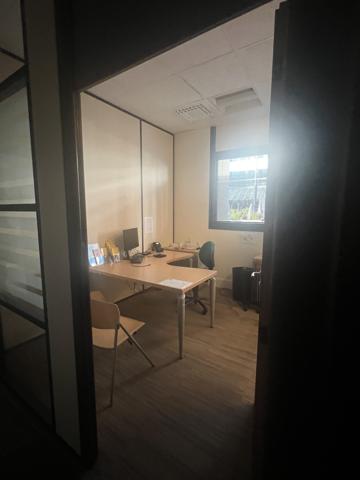 Bureaux à louer à MONTIGNY LE BRETONNEUX 78180