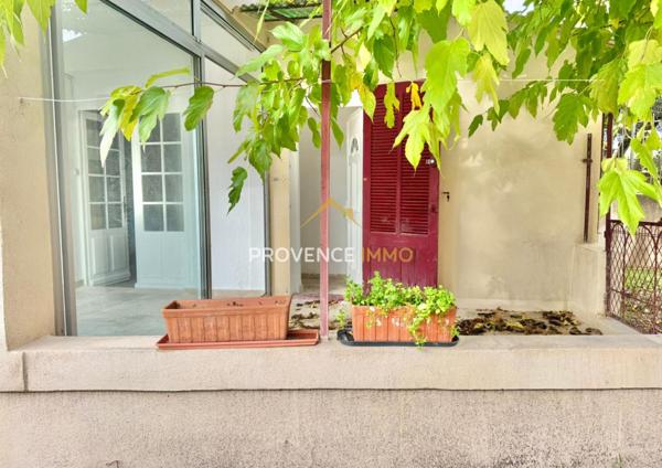 Sénas (13560) Rez-de-jardin plein de charme à Sénas, esprit provençal et lumière du Sud