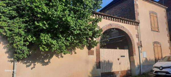 EN  EXCLUSIVITE :Pavillon de type T4