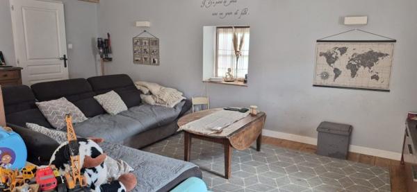 Ensemble immobilier 2 maisons, écurie, prairie