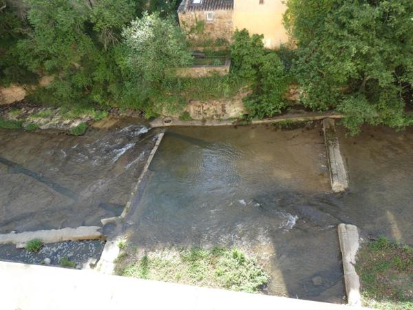 Studio avec vue dégagée sur la rivière et la montagne à 20m des thermes
