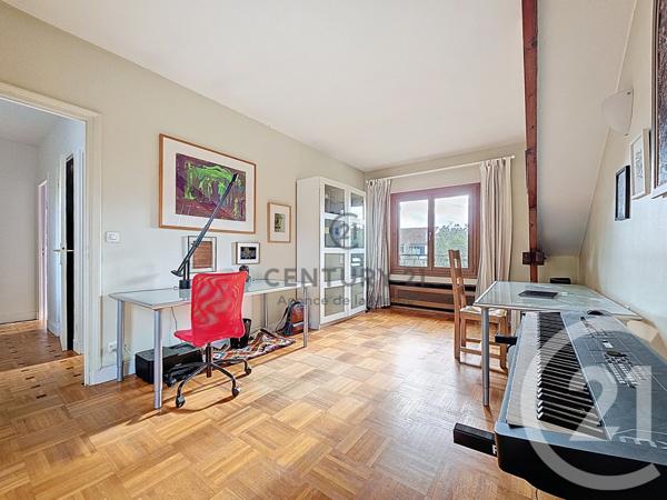Maison à vendre  6 pièces - 187,81 m2 ST MAUR DES FOSSES - 94