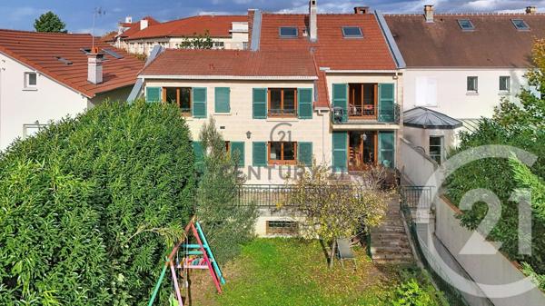 Maison à vendre  6 pièces - 187,81 m2 ST MAUR DES FOSSES - 94