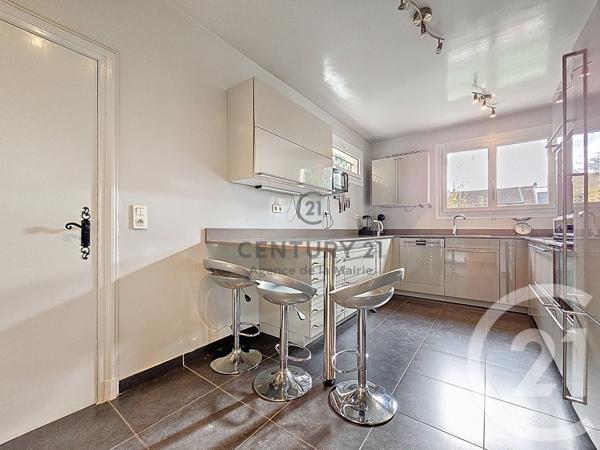 Maison à vendre  6 pièces - 187,81 m2 ST MAUR DES FOSSES - 94