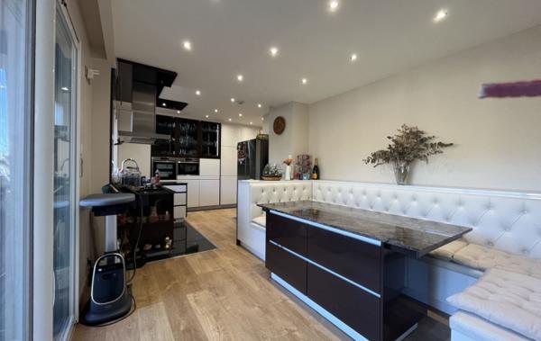 Vente Maison Rez de villa rénové(e) Marseille 12ème   