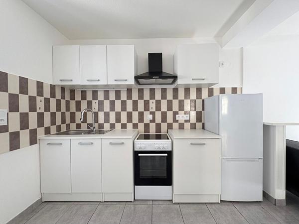 À LOUER SUPERBE APPARTEMENT MEUBLÉ AU COEUR DE COUSANCE (39) proche Lons-le-Saunier