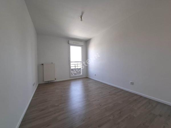 A VENDRE - APPARTEMENT - SAINT-OUEN-L'AUMONE