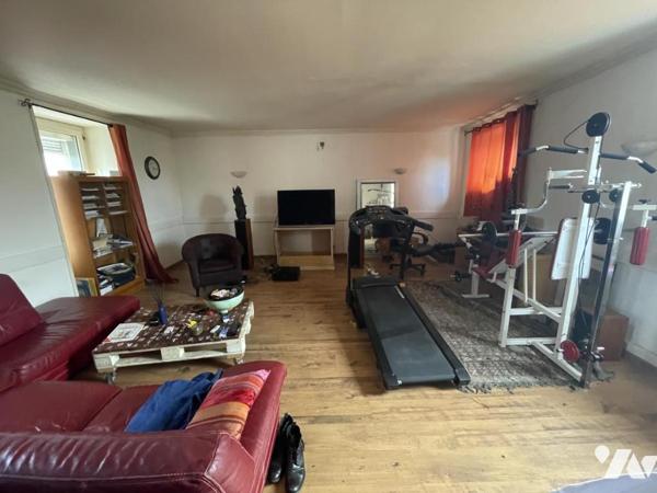 Vente Locaux commerciaux dans le centre ville de BOUAYE