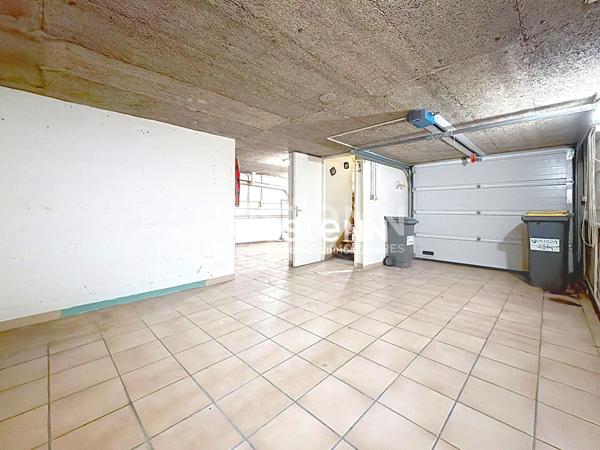 Maison Montigny Le Bretonneux 5 pièce(s) 107M², 3 chambres + sous-sol total, garage.