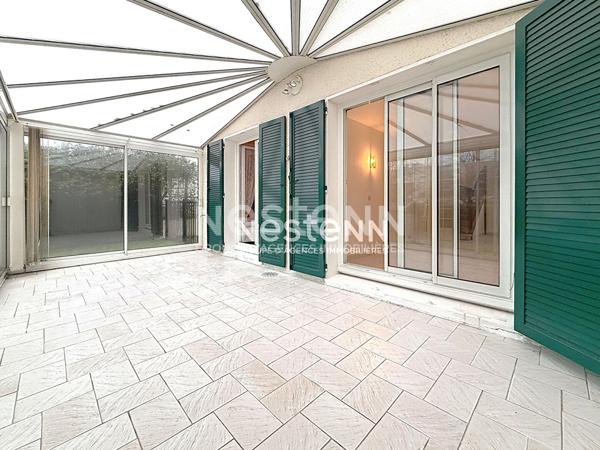 Maison Montigny Le Bretonneux 5 pièce(s) 107M², 3 chambres + sous-sol total, garage.