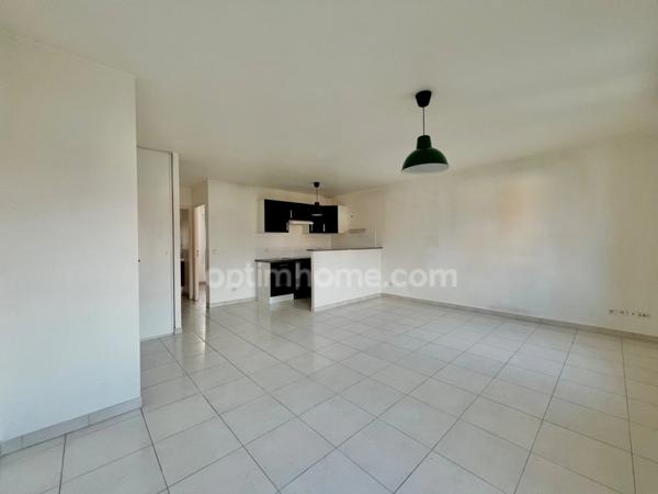 Appartement à vendre 2 pièces avec JARDIN, LE PLESSIS BOUCHARD (95) sans charges, place de parking, gare RER C/ligne H