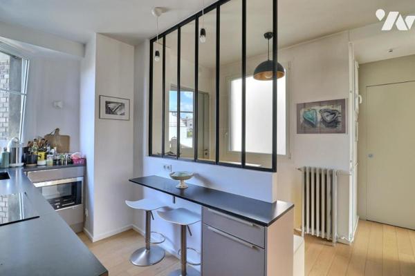 Appartement 3 pièces avec balcons -  WAGRAM - PEREIRE