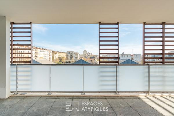 Appartement rénové avec terrasse et vue