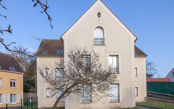 Appartement à louer    1 pièce •  Auvers-sur-Oise