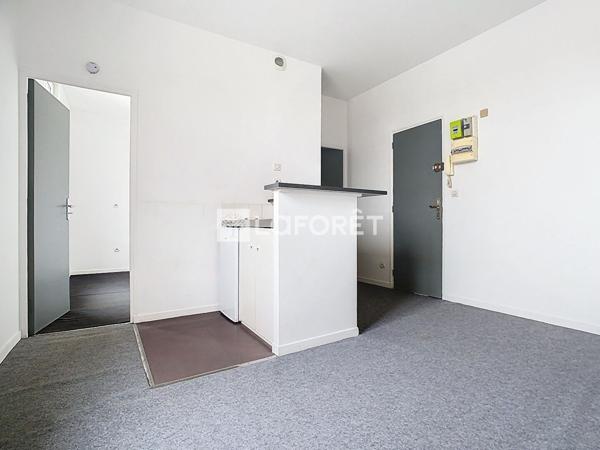 Location appartement Saint-Aubin-lès-Elbeuf - 2 pièce(s) - 27 m² - 410 €/mois