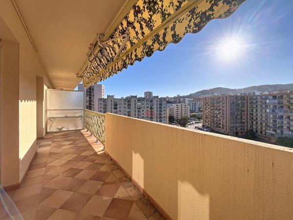 Appartement T3 Ajaccio, étage élevé et vue dégagée