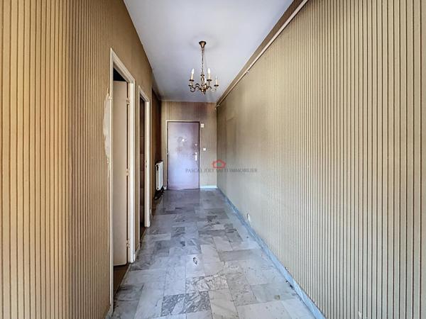 Appartement T3 Ajaccio, étage élevé et vue dégagée