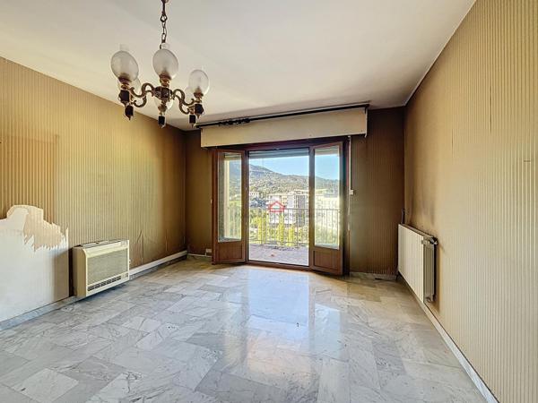 Appartement T3 Ajaccio, étage élevé et vue dégagée