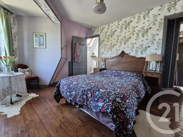 Maison à vendre  8 pièces - 200 m 2   BAGNOLES DE L ORNE NORMANDIE  - 61